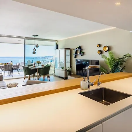 Luxury 3 Bed&2bath Modern Flat Апартаменты Фуэнхирола